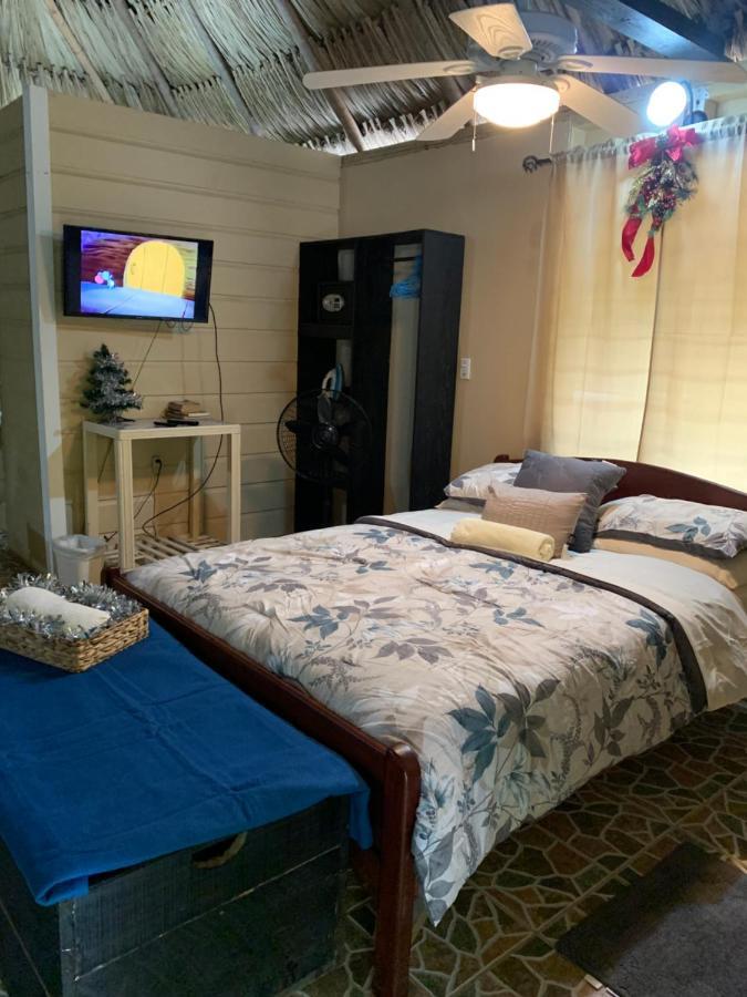 فيلا Placenciaفي Heavens Gate Beach Bungalows المظهر الخارجي الصورة